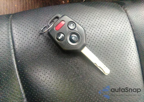 2013 Subaru Outback 3.6R Limited from USA, damaged, VIN 4S4BRDLC8D2210220